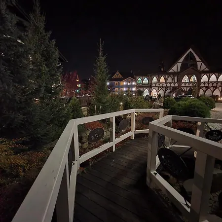 Viking Valley: Two-story Norwegian Retreat With Dual Balconies And Wellness Access *