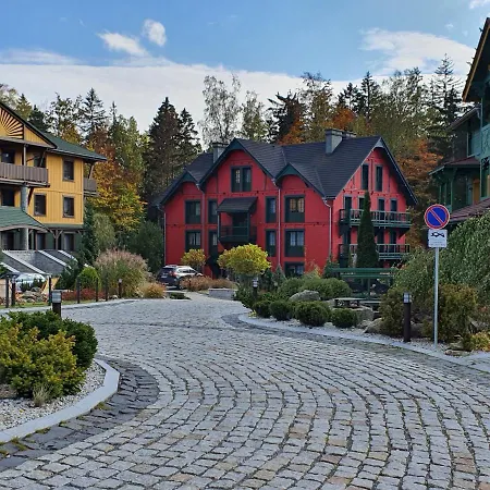 Viking Valley: Two-story Norwegian Retreat With Dual Balconies And Wellness Access Apartment Szklarska Poreba